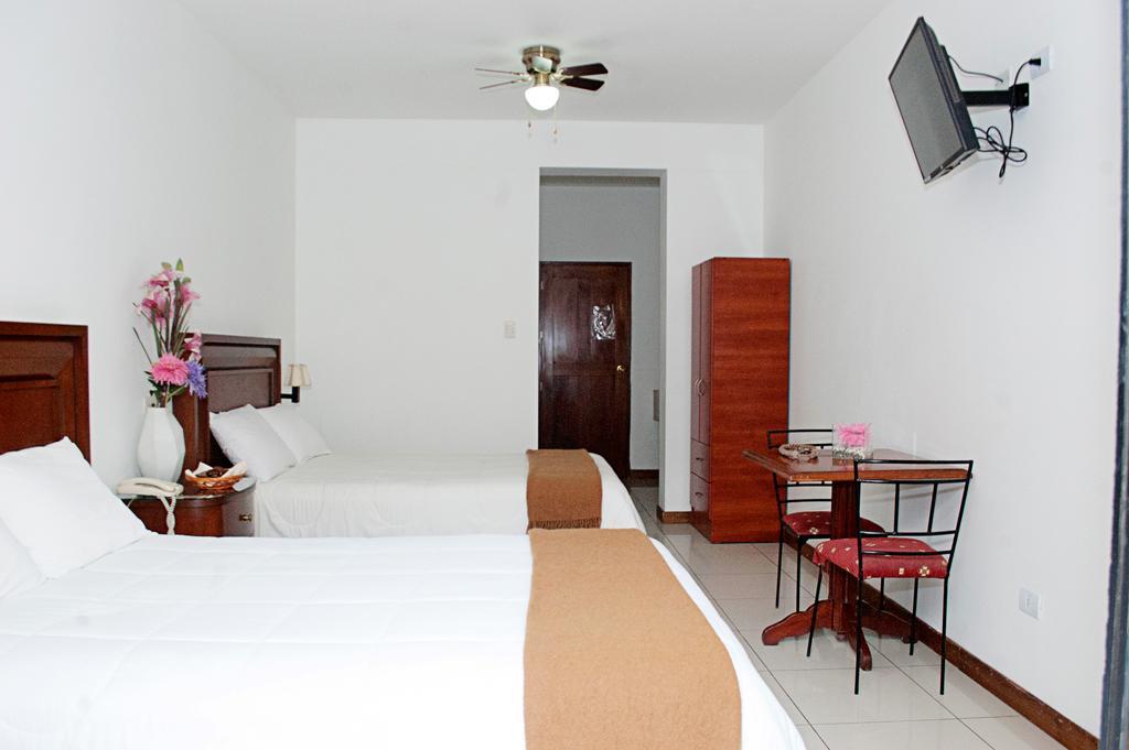 Mc Hotel Ика Экстерьер фото